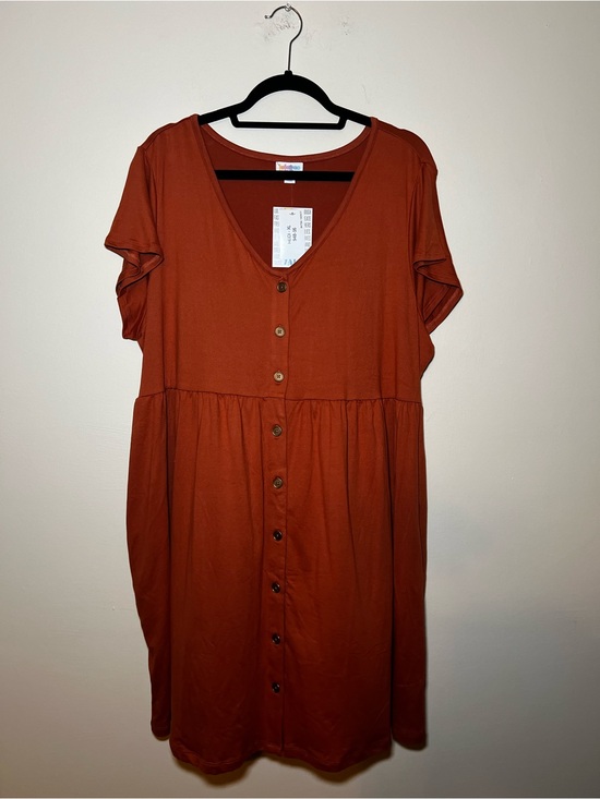 LuLaRoe Dresses & Skirts - LuLaRoe Heidi Button-Front Babydoll Dress in Rust Orange